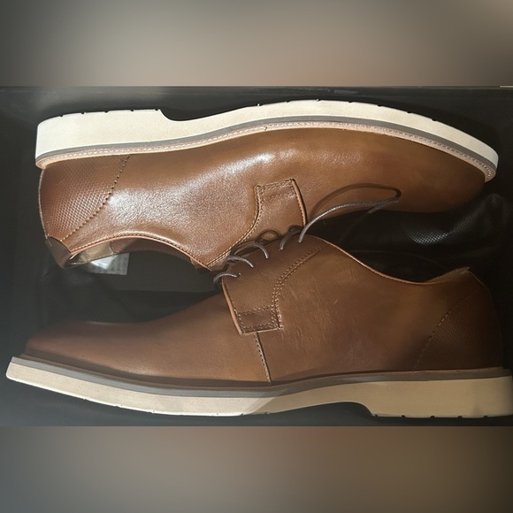 Moretti •
Plymouth Plain Toe Oxfords - Picture 3 of 4